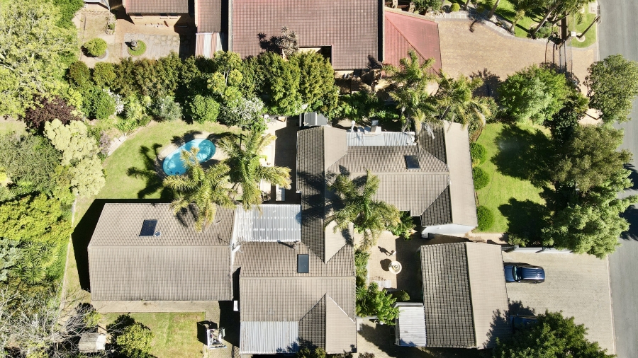 4 Bedroom Property for Sale in Vierlanden Western Cape